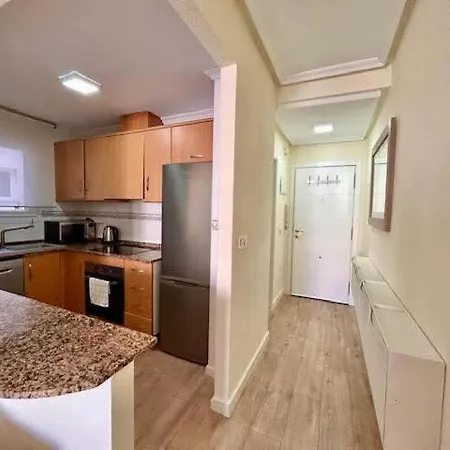Dos Amigos, Torrevieja, 2 Swimming Pools , Parking Space Apartment Torrevieja