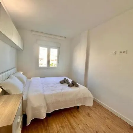 Dos Amigos, Torrevieja, 2 Swimming Pools , Parking Space Apartment Torrevieja